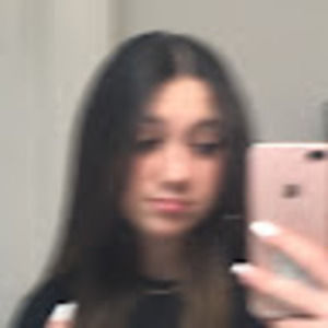 Meet your Posher, Olivia